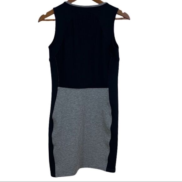 Athleta Fuse Color Block Dress. Size XS. Great Condition!! - Picture 4 of 12